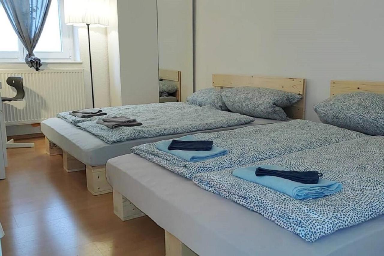 Privatzimmer Nahe Bahnhof Und City Appartement Würzburg Buitenkant foto